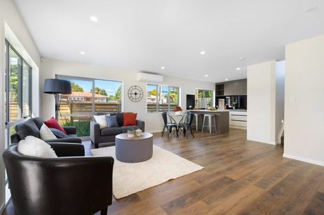 Photo of property in 5a Braeburn Place, Takanini, 2112