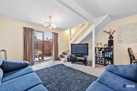 Photo of property in 5 Kowhai Street, Naenae, Lower Hutt, 5011