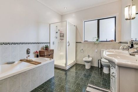 Photo of property in 143 Taylor Street, Cambridge, 3434