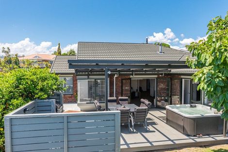 Photo of property in 125 Realm Drive, Paraparaumu, 5032