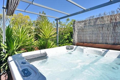 Photo of property in 11 Ludlow Place, Parklands, Christchurch, 8083