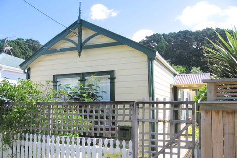 Photo of property in 9a Salisbury Terrace, Mount Cook, Wellington, 6021