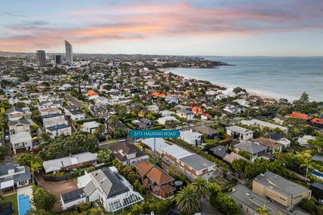 Photo of property in 2/11 Hauraki Road, Hauraki, Auckland, 0622