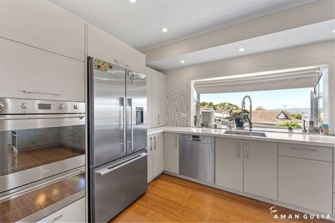 Photo of property in 212 Don Buck Road, Massey, Auckland, 0614