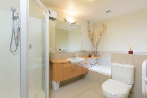 Photo of property in 3/1086 Papamoa Beach Road, Papamoa Beach, Papamoa, 3118