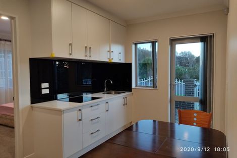Photo of property in 27 Casheltown Way, Flat Bush, Auckland, 2019