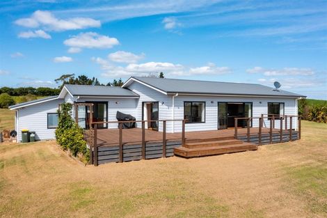 Photo of property in 159 Waiteitei Road, Wellsford, 0974