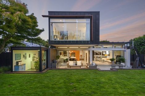 Photo of property in 53 Hawthorne Street, Strowan, Christchurch, 8052