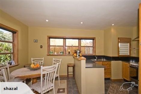 Photo of property in 2/1 Cronin Place, Beach Haven, Auckland, 0626