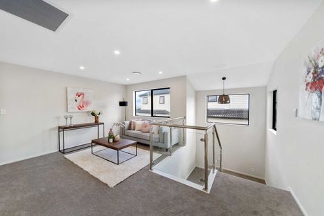 Photo of property in 1 Nola Dawn Avenue, Papakura, 2110