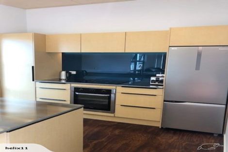 Photo of property in 8b Ngatai Road, Otumoetai, Tauranga, 3110