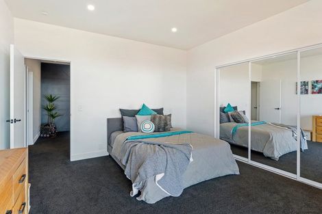 Photo of property in 8 Whio Place, Waikanae, 5036