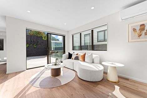 Photo of property in 83b Penzance Road, Mairangi Bay, Auckland, 0630