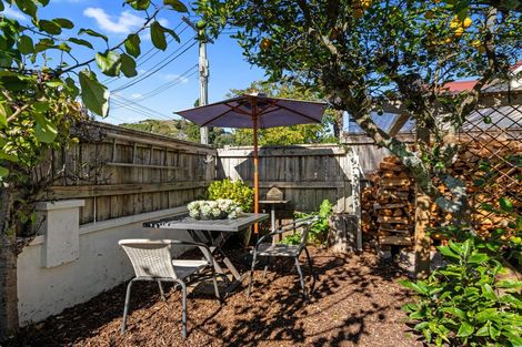Photo of property in 1/114 Tasman Street, Nelson, 7010