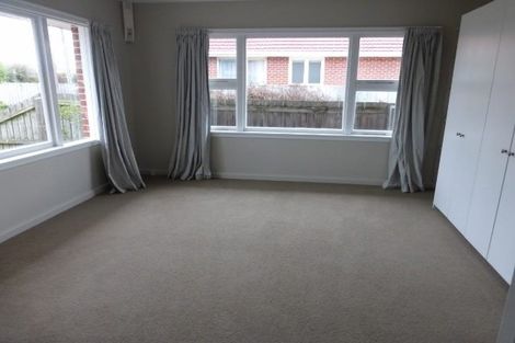 Photo of property in 4 Croziers Road, St Albans, Christchurch, 8052