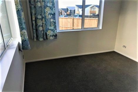 Photo of property in 39 Lockheed Street, Hobsonville, Auckland, 0618