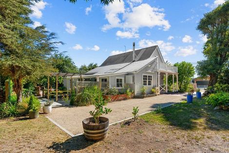 Photo of property in 54 Dublin Street, Martinborough, 5711