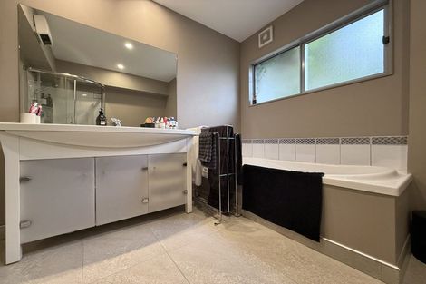 Photo of property in 36 Todman Street, Brooklyn, Wellington, 6021