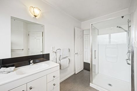 Photo of property in 64 O'connor Drive, Pukekohe, 2120