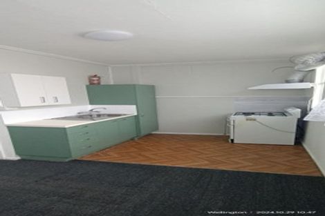 Photo of property in 1/50 Clyde Street, Island Bay, Wellington, 6023