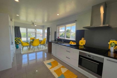 Photo of property in 80 Mcannalley Street, Manurewa East, Auckland, 2102