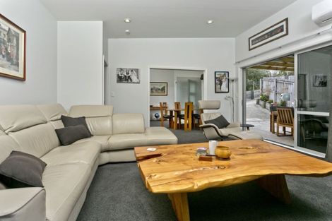 Photo of property in 128a Glamorgan Drive, Torbay, Auckland, 0630