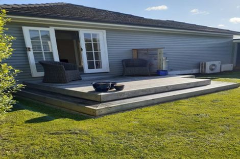 Photo of property in 10 Matuku Street, Heretaunga, Upper Hutt, 5018