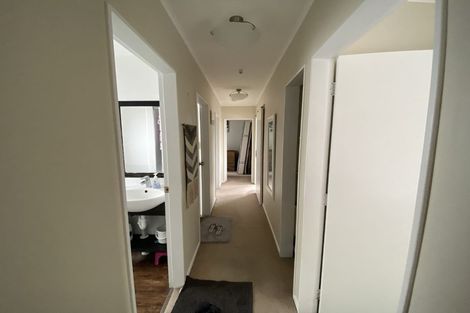Photo of property in 65a Black Rock Road, Newlands, Wellington, 6037