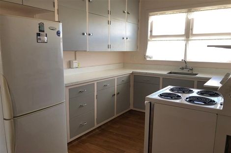 Photo of property in 210a/2 Grove Road, Mayfair, Hastings, 4122