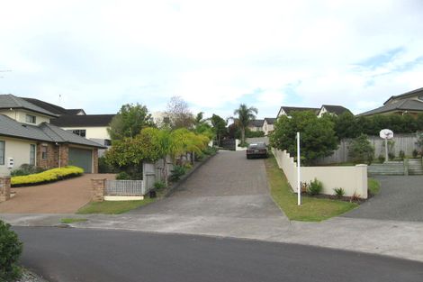 Photo of property in 10a Hobie Court, West Harbour, Auckland, 0618