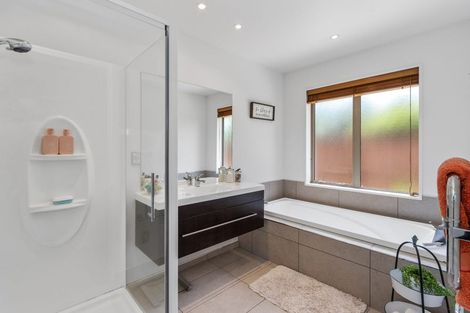 Photo of property in 5 Grace Close, Aidanfield, Christchurch, 8025