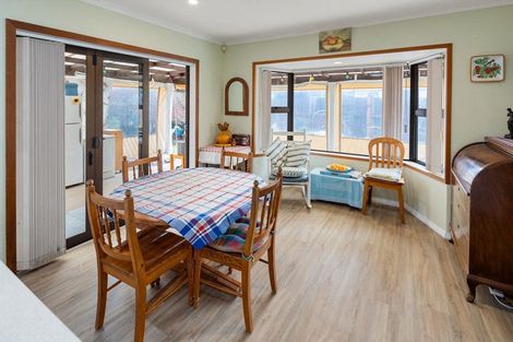 Photo of property in 251 Shakespeare Street, Leamington, Cambridge, 3432