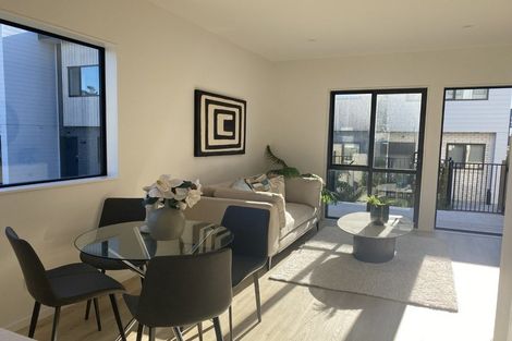 Photo of property in 25 Paetai Lane, Te Atatu Peninsula, 0610
