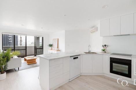 Photo of property in 5/281 Maunganui Road, Mount Maunganui, 3116