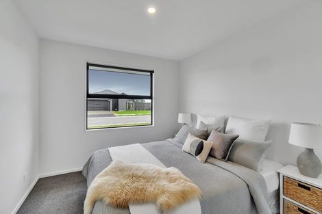 Photo of property in 16 Llew Summers Street, Belfast, Christchurch, 8051