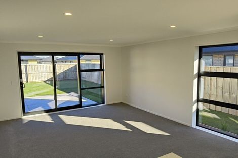 Photo of property in 8 Curtis Street, Woodend, 7610