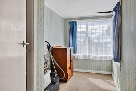 Photo of property in 25 Galt Street, Hawera, 4610