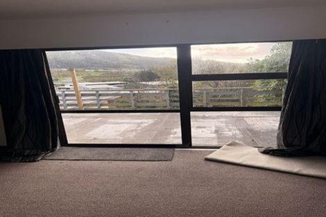 Photo of property in 87 Bell Street, Tawa, Wellington, 5028