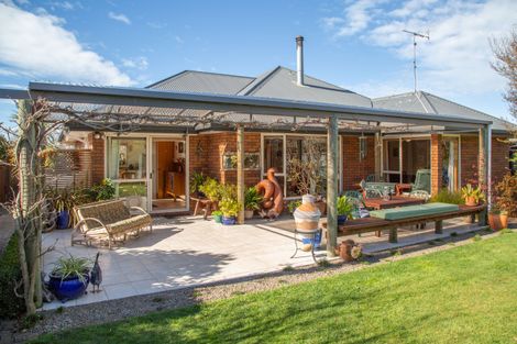 Photo of property in 43 Gladstone Road, Woodend, 7610