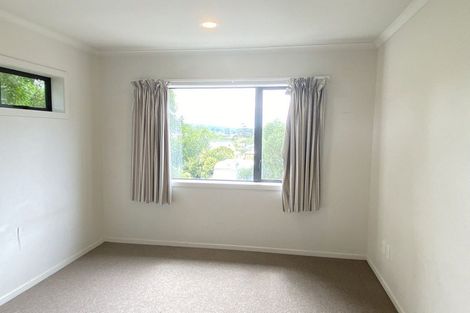 Photo of property in 2/2 Swan Hill Drive, Glen Eden, Auckland, 0602