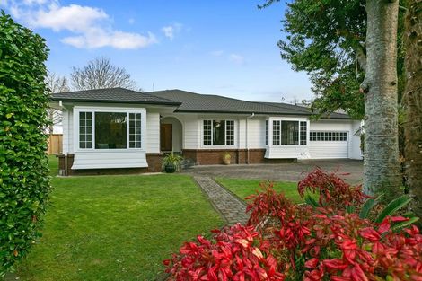 Photo of property in 29 Hamilton Road, Cambridge, 3434