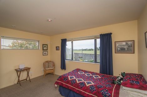 Photo of property in 8 Hillview Place, Pleasant Point, 7903