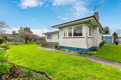 Photo of property in 4 Avon Terrace, Taradale, Napier, 4112