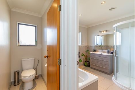 Photo of property in 115 Muhunoa West Road, Ohau, Levin, 5570