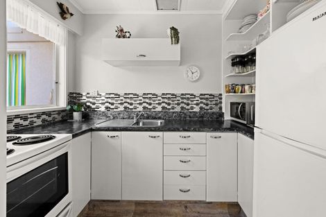 Photo of property in 1a Forward Street, Greenmeadows, Napier, 4112