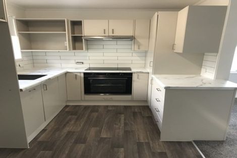 Photo of property in 119 Lynn Road, Bayview, Auckland, 0629