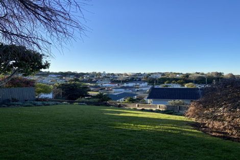 Photo of property in 12 Salmond Place, Dinsdale, Hamilton, 3204