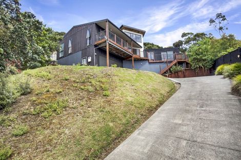Photo of property in 20 Shackle Lane, Whitby, Porirua, 5024