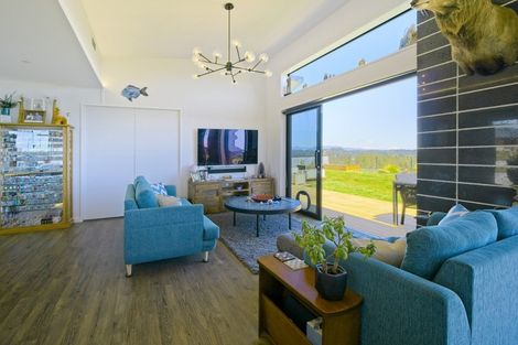 Photo of property in 8 Racecourse Terrace Rise, Hokitika, 7882