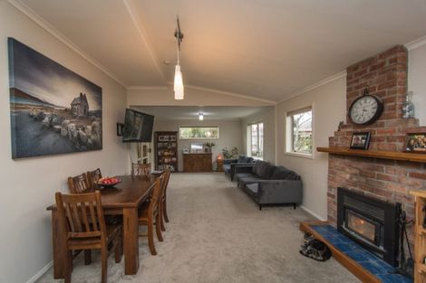 Photo of property in 15 Neal Street, Temuka, 7920
